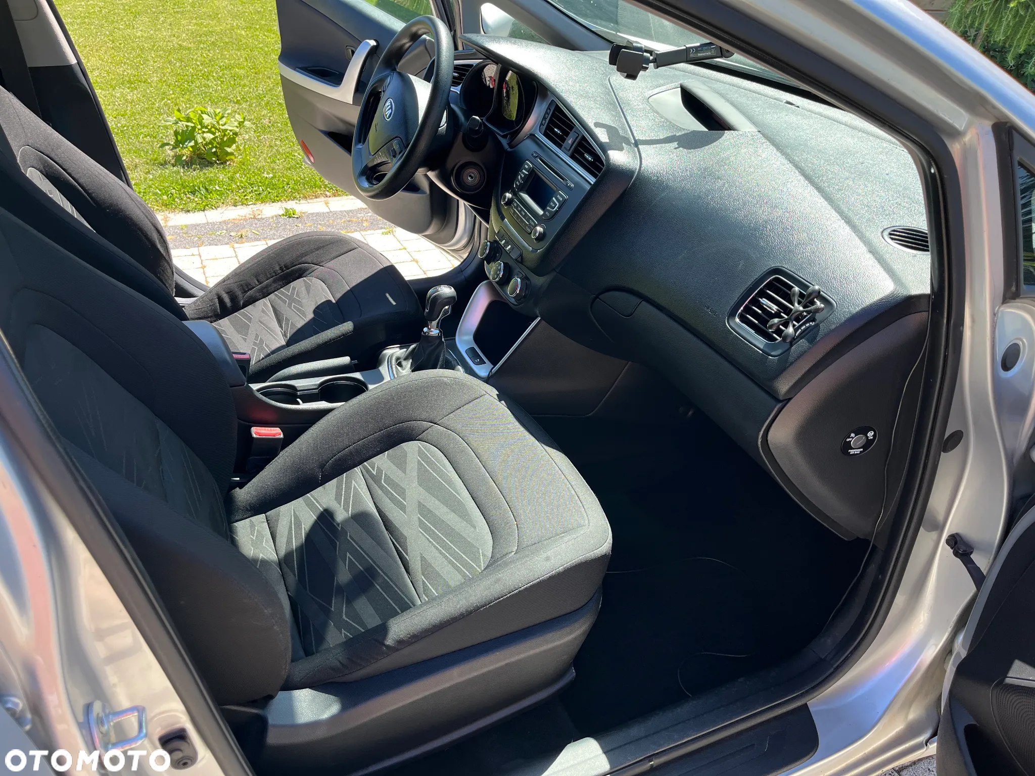 Kia Ceed Cee'd 1.4 CRDi S - 10