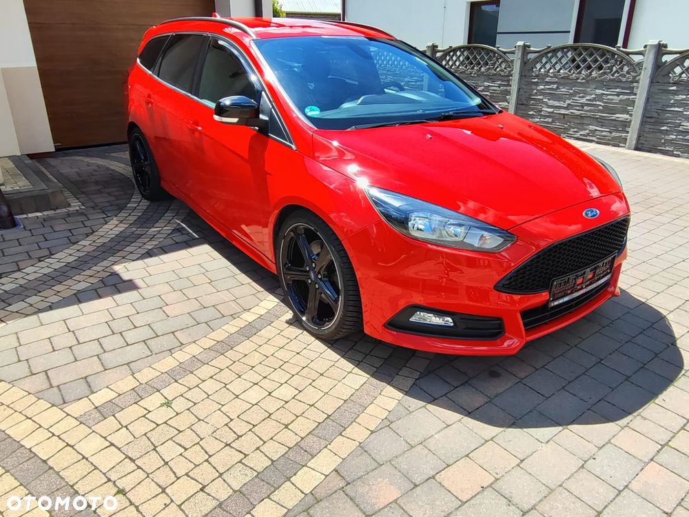Ford Focus 2.0 TDCi ST - 15