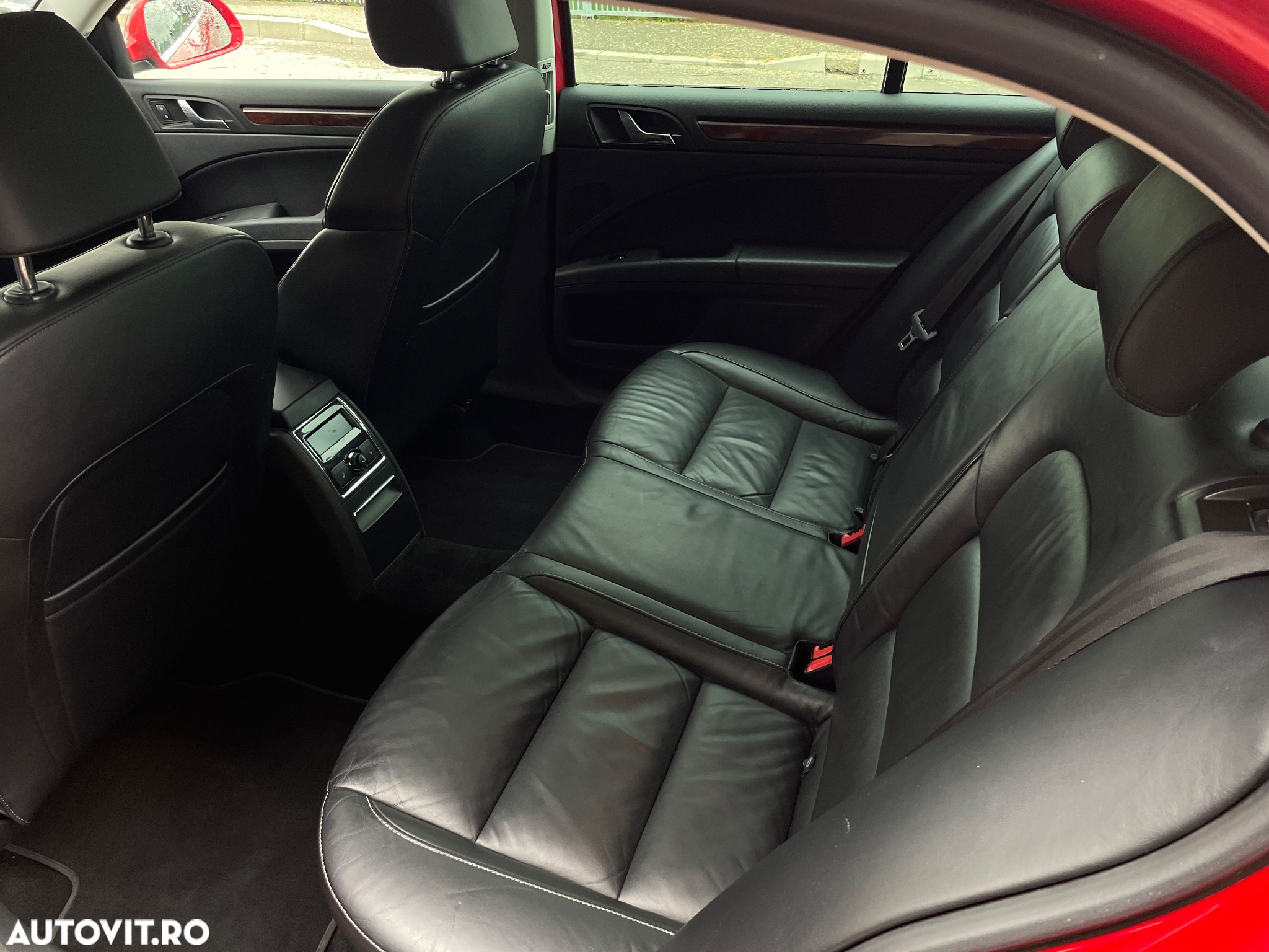 Skoda Superb Combi 2.0 TDI Elegance - 10