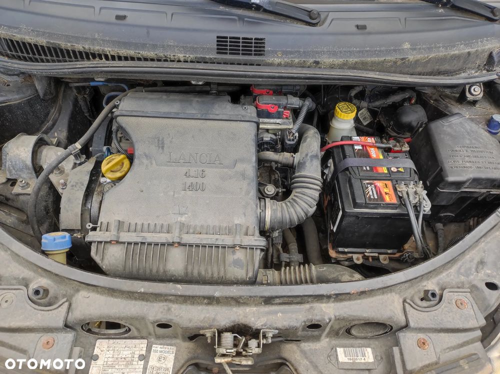 Lancia Musa 1.4 16v Platinum - 17