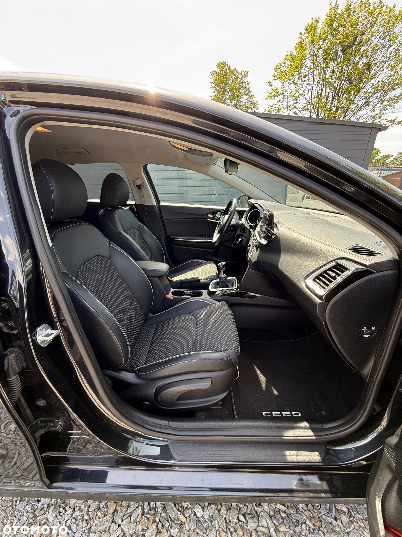 Kia Ceed 1.4 CVVT Attract - 18