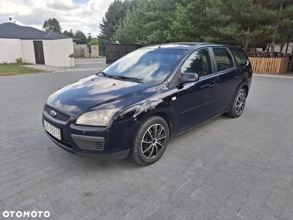 Ford Focus 1.8 TDCi Ambiente - 8