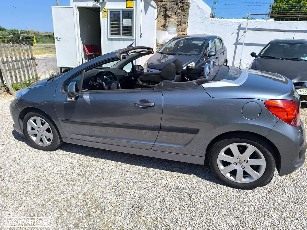 Peugeot 207 CC 1.6 HDi FAP - 9
