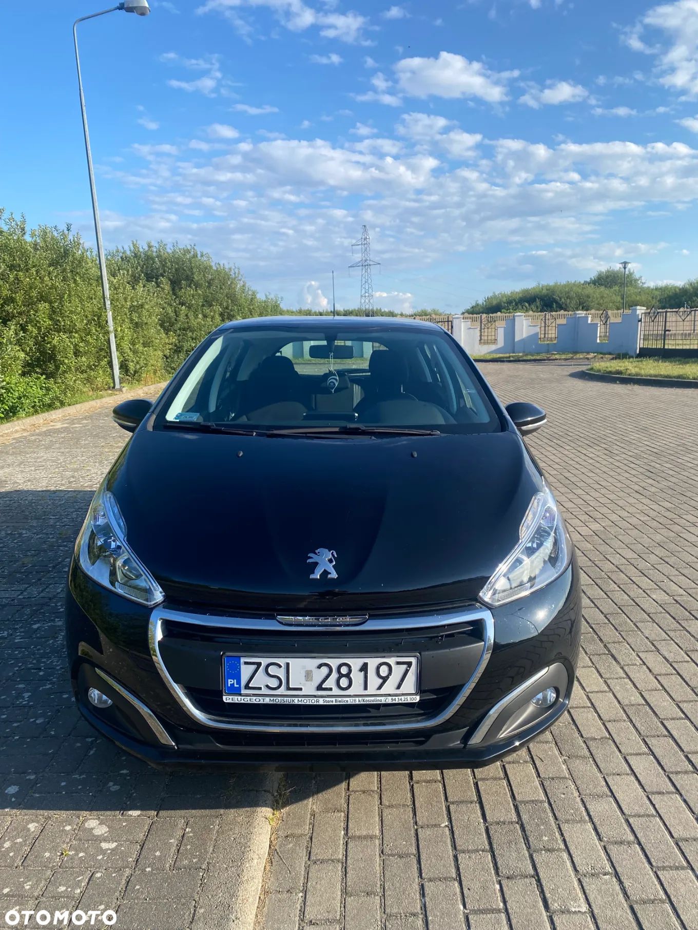 Peugeot 208 1.2 PureTech Allure - 1