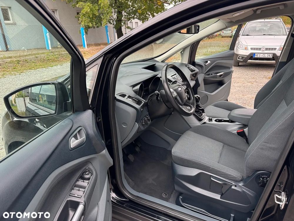 Ford Grand C-MAX 1.6 Titanium - 20