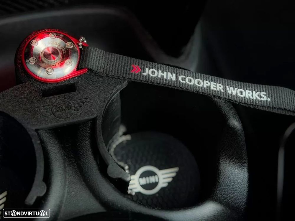 MINI 3 Portas John Cooper Works Aut. - 10