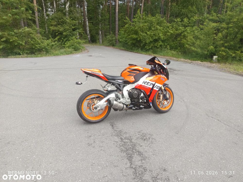 Honda CBR - 1
