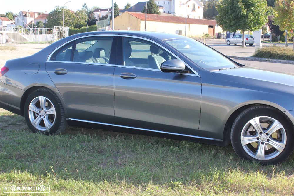 Mercedes-Benz E 220 d Avantgarde - 13
