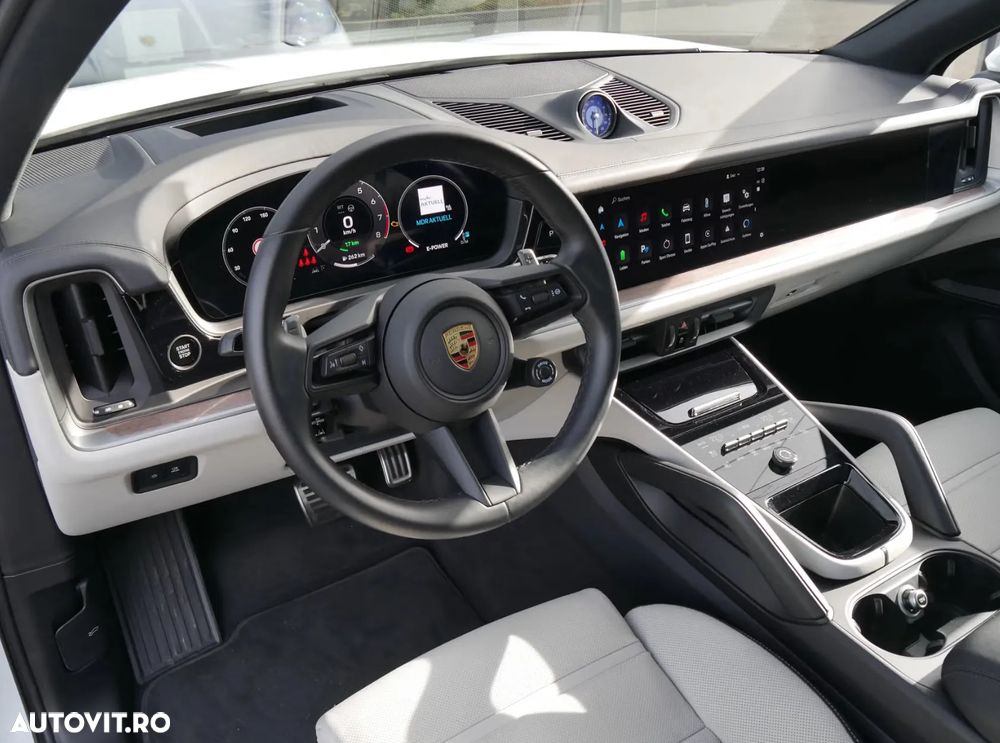 Porsche Cayenne E-Hybrid - 11