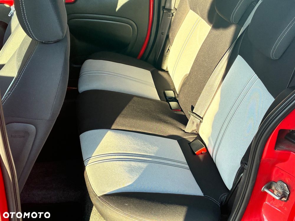 Fiat Qubo - 13