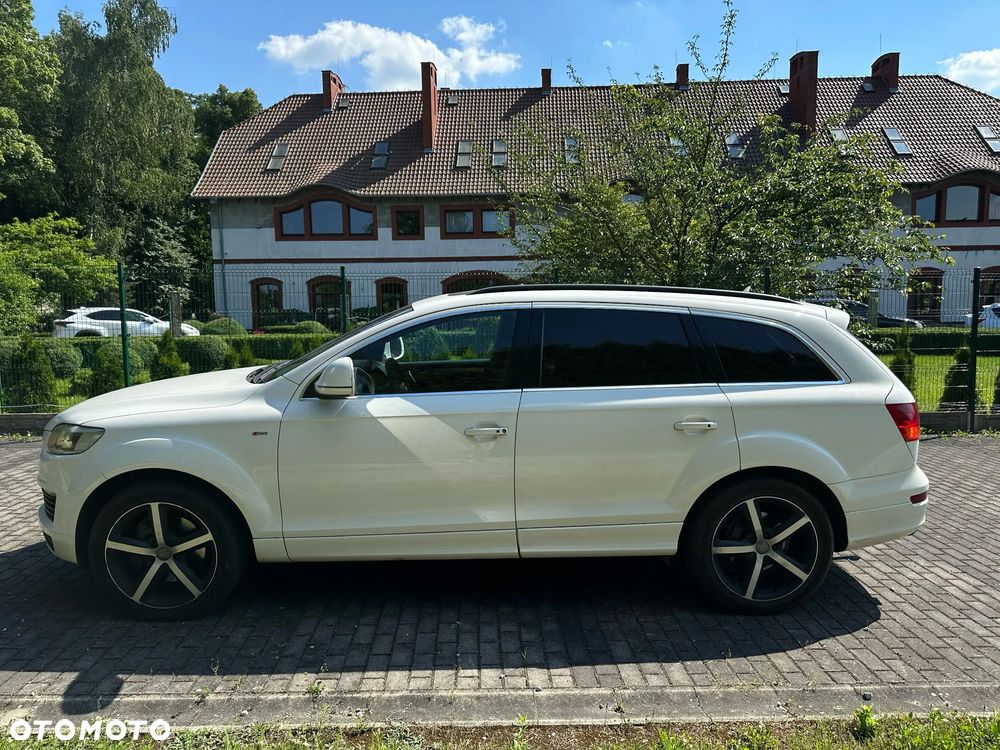 Audi Q7 - 30