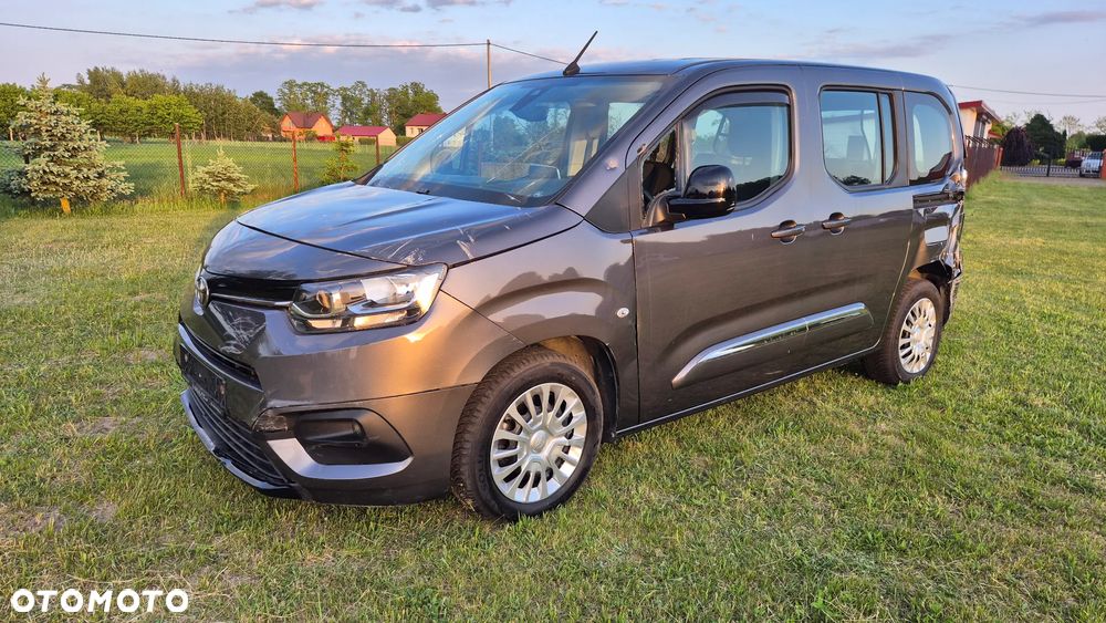 Toyota Proace City 1.2 D-4T Long 2,3t Active (bryg.) - 37