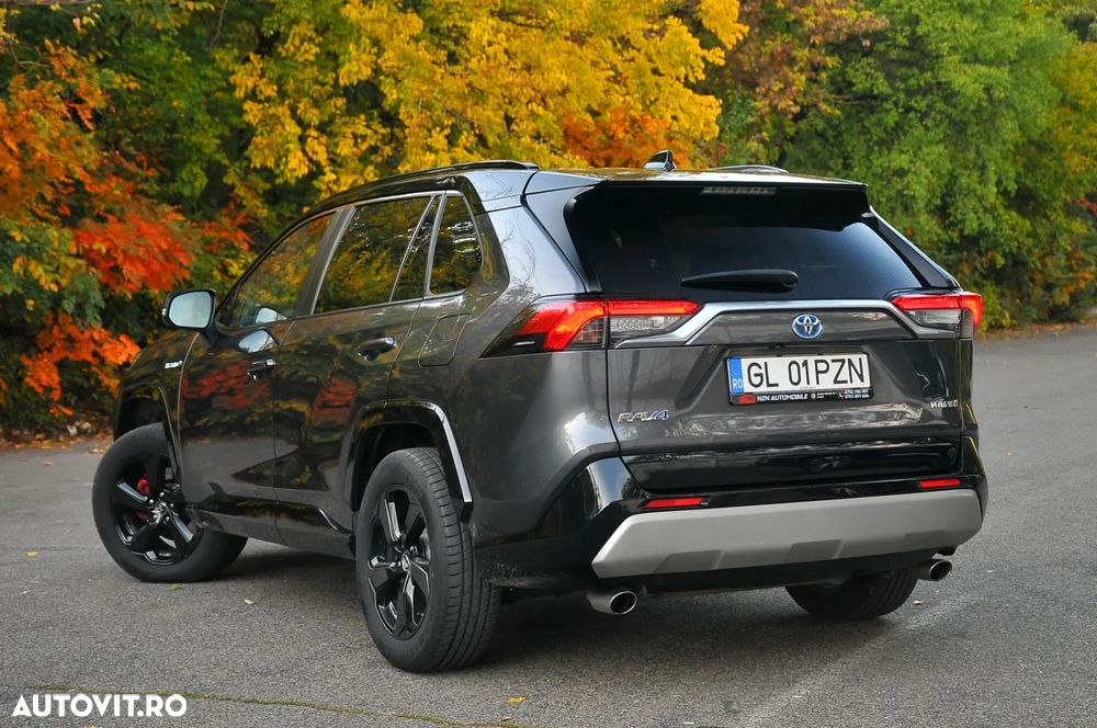 Toyota RAV4 2.5 Hybrid VVT-iE 4x2 Dynamic - 4