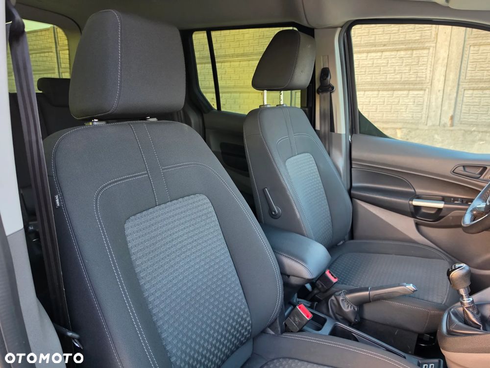 Ford Tourneo Connect - 14