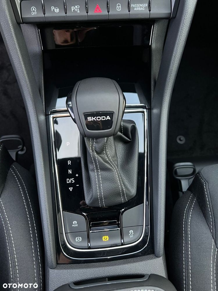 Skoda Karoq 1.5 TSI ACT Sportline DSG - 14