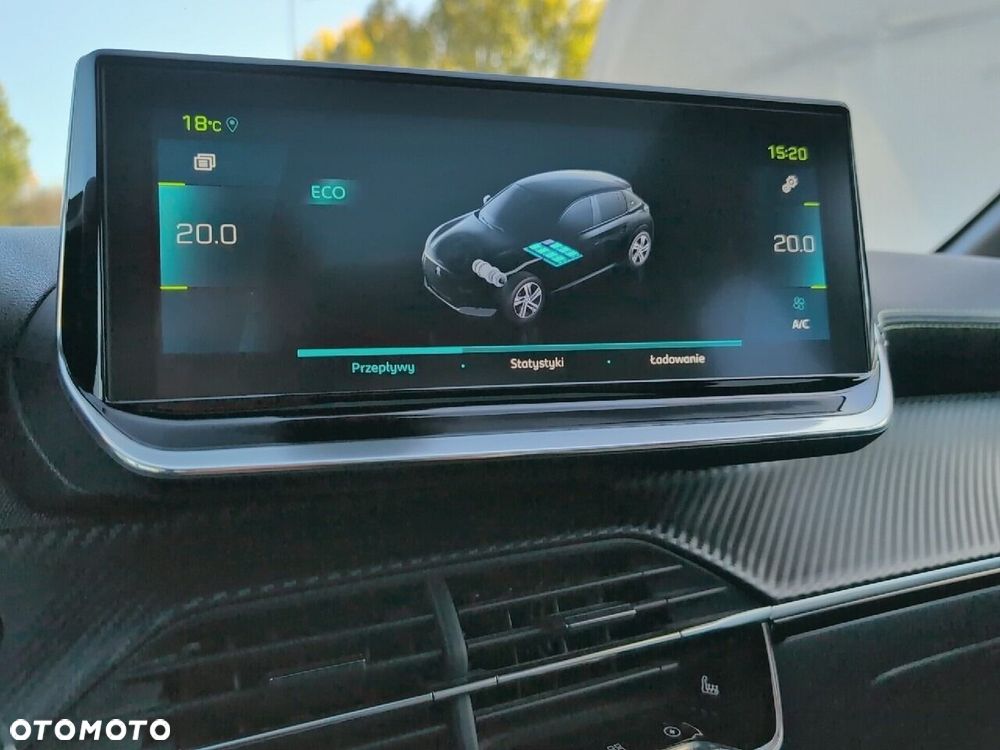 Peugeot 208 - 28