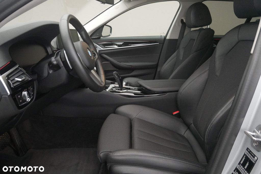 BMW Seria 5 - 12