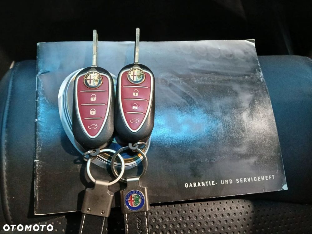 Alfa Romeo Giulietta 1.4 TB 16V Multiair Collezione - 22