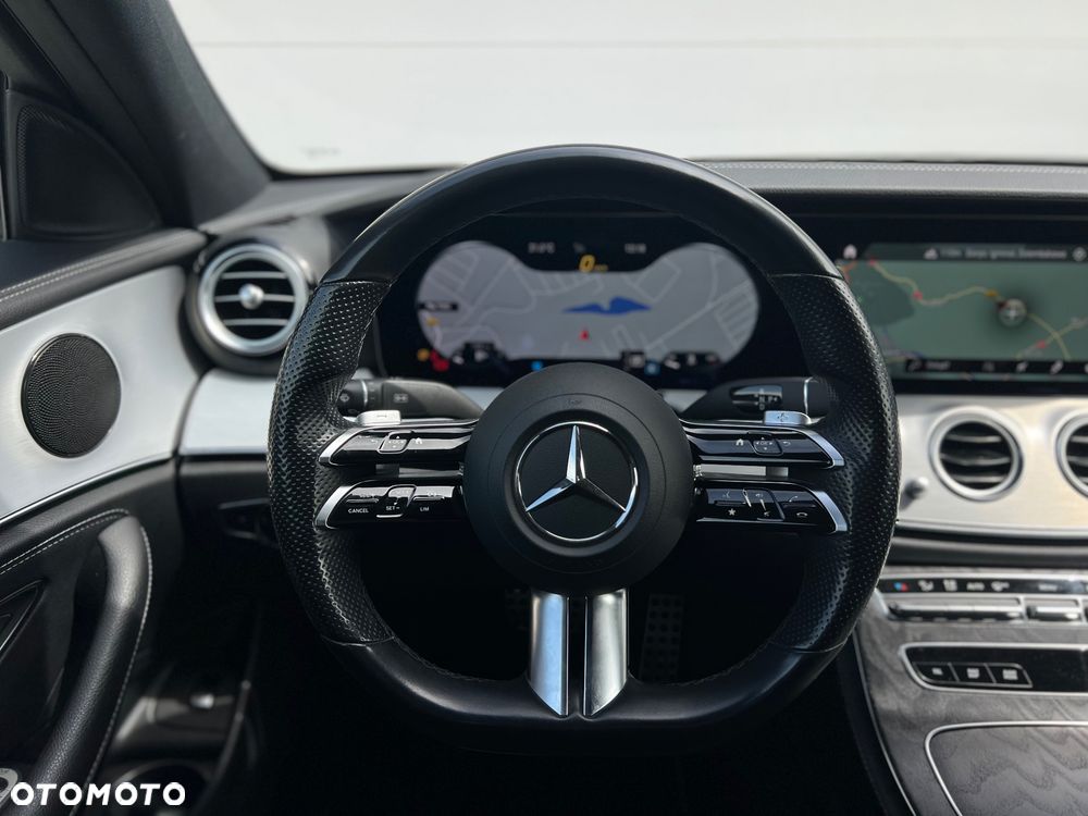 Mercedes-Benz Klasa E 220 d 4-Matic AMG - 15