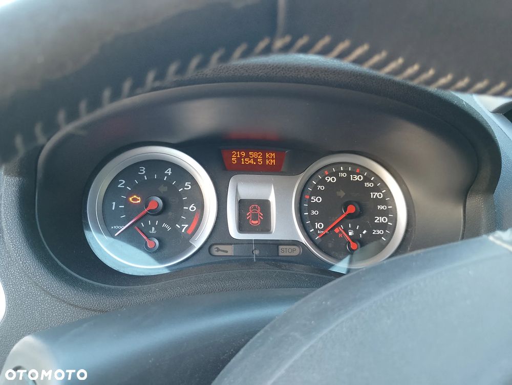Renault Clio 1.2 TCE Authentique - 10