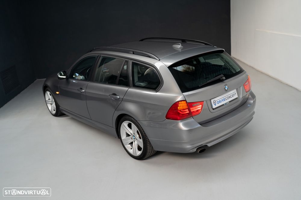 BMW 318 d Navigation Sport - 27