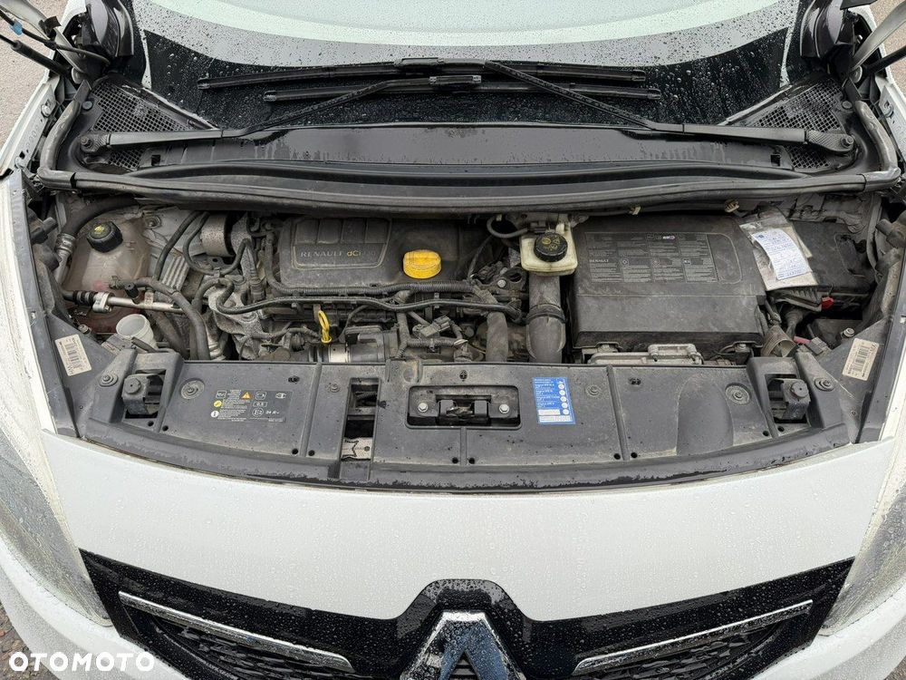 Renault Scenic 1.6 dCi Bose - 25