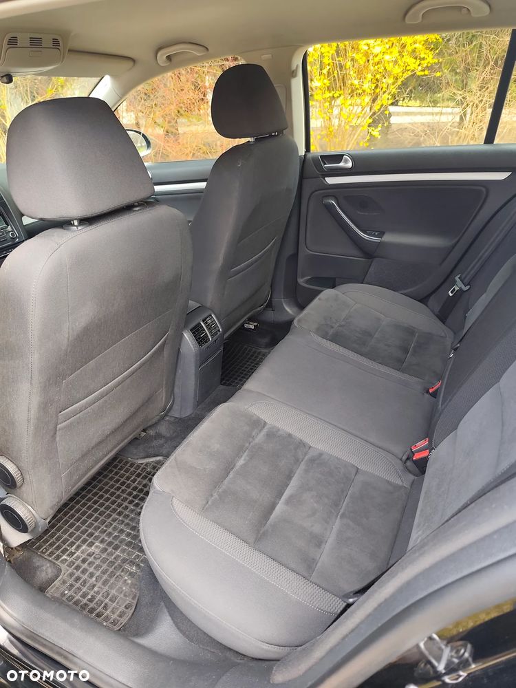 Volkswagen Golf Variant 1.6 TDI Highline - 12