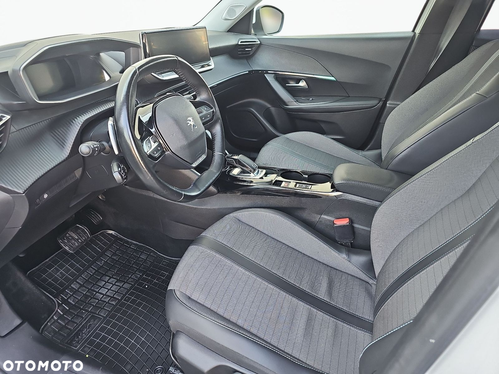 Peugeot 2008 1.5 BlueHDi Allure Pack S&S EAT8 - 9
