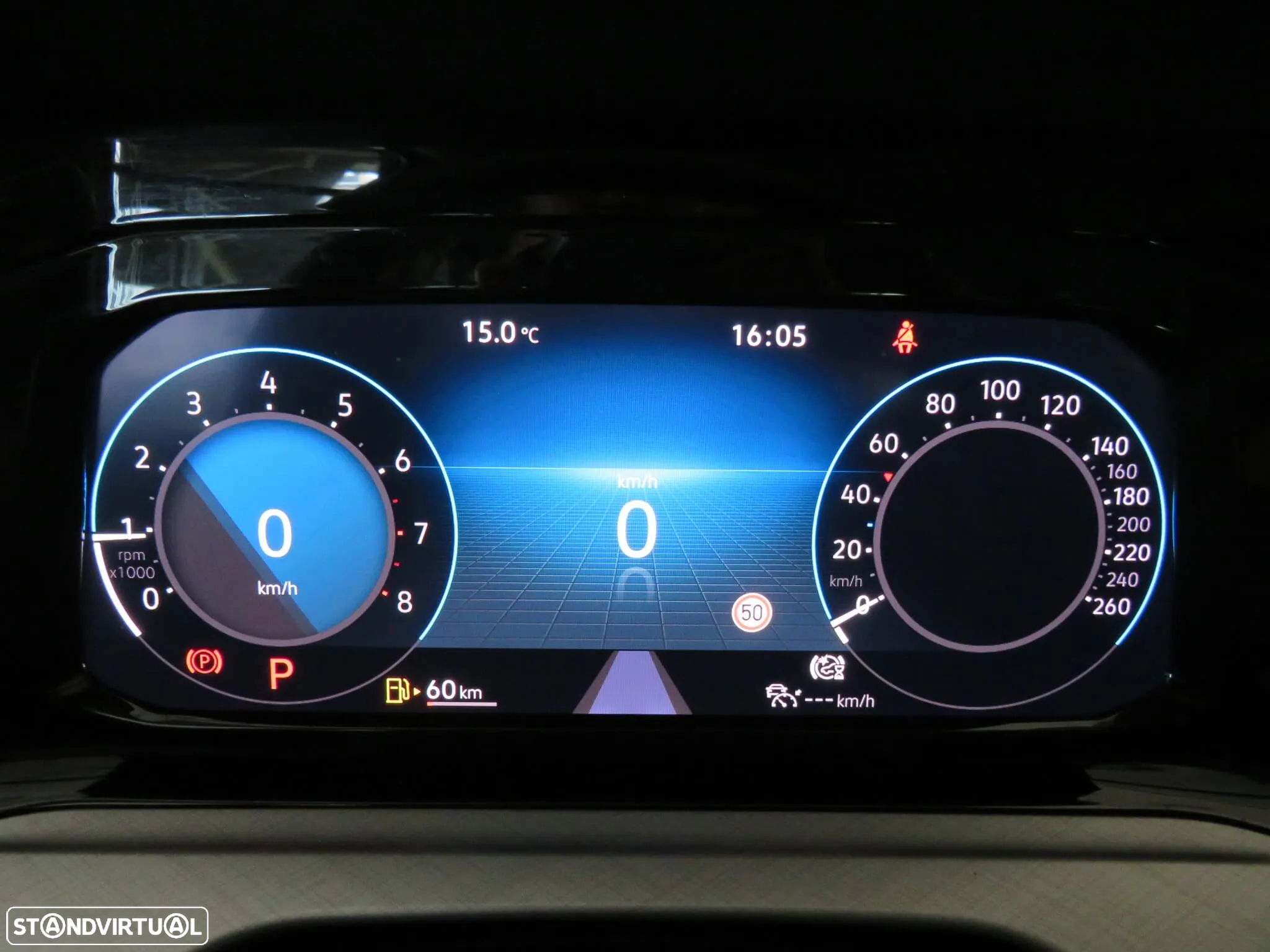 VW Golf 1.0 eTSI Life DSG - 17