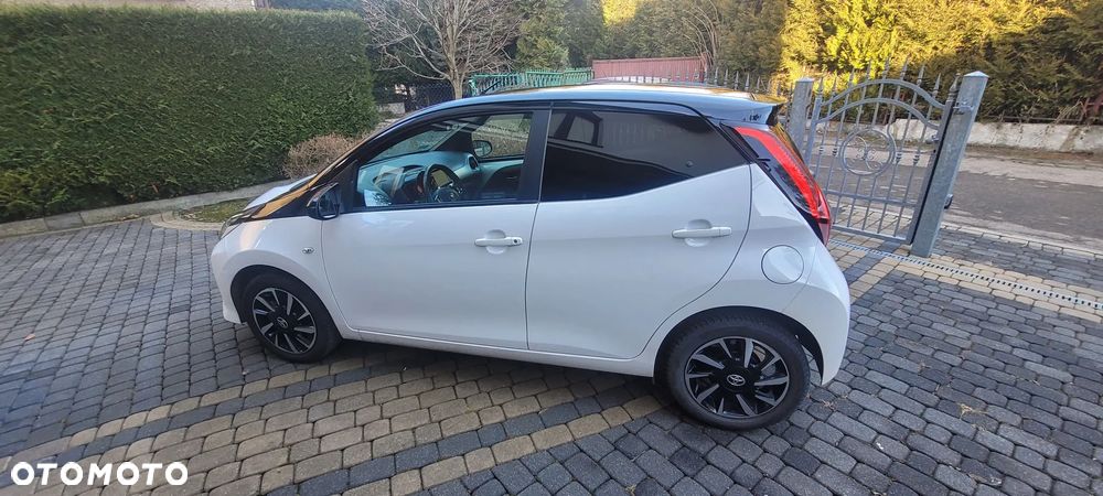 Toyota Aygo 1.0 VVT-i Black Edition - 2