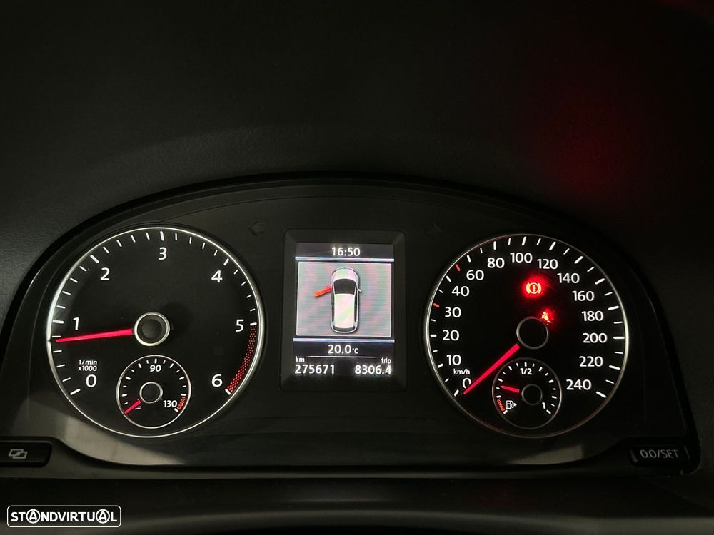 VW Touran 1.6 TDI Blue.Confortline 7L - 20