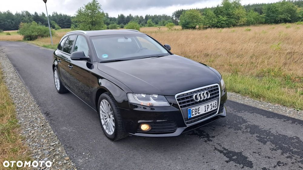 Audi A4 Avant 2.0 TDI DPF Ambiente - 1