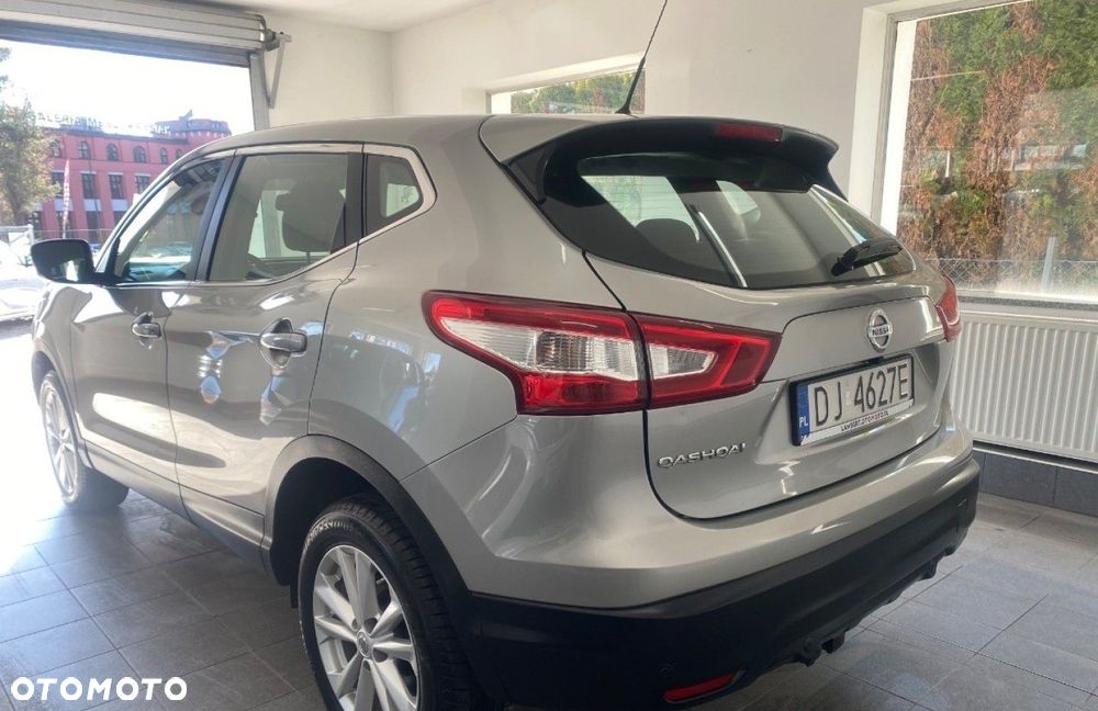 Nissan Qashqai - 4