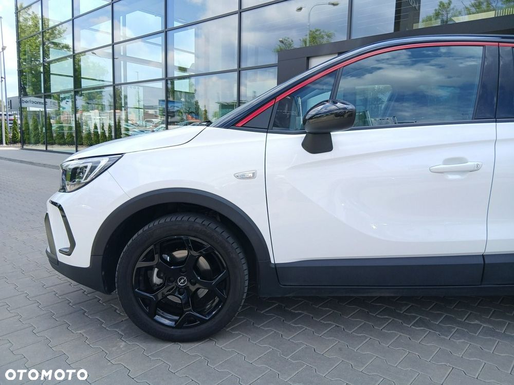 Opel Crossland 1.2 T GS Line - 11
