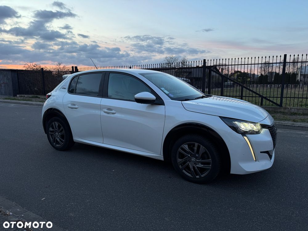 Peugeot 208 PureTech 100 EAT8 GT - 21