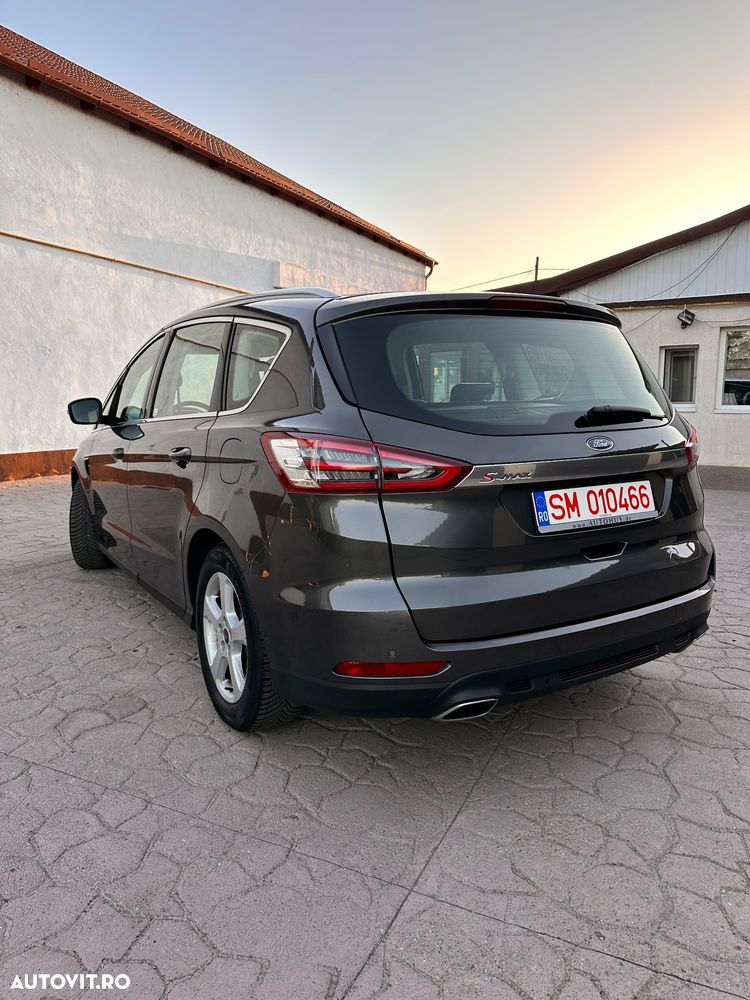 Ford S-Max 2.0 TDCi Powershift AWD Titanium - 3