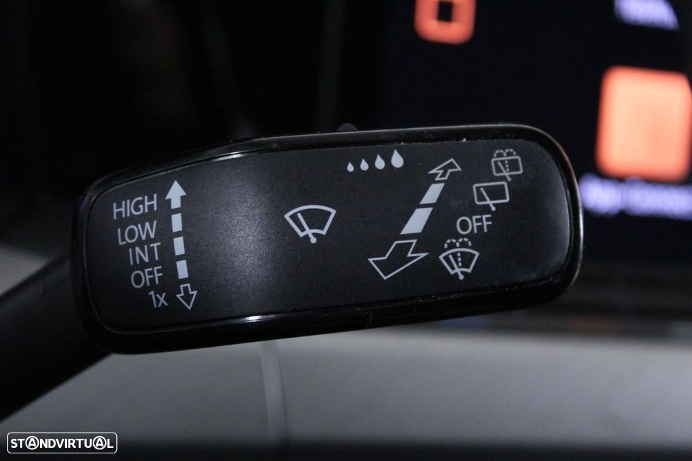 VW Golf 1.0 TSI Life - 19