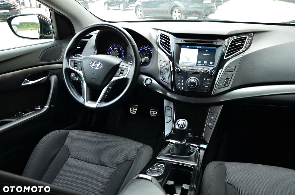 Hyundai i40 Kombi 1.7 CRDi Premium - 36