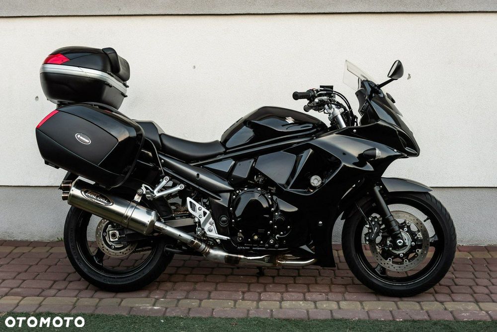 Suzuki GSX - 4