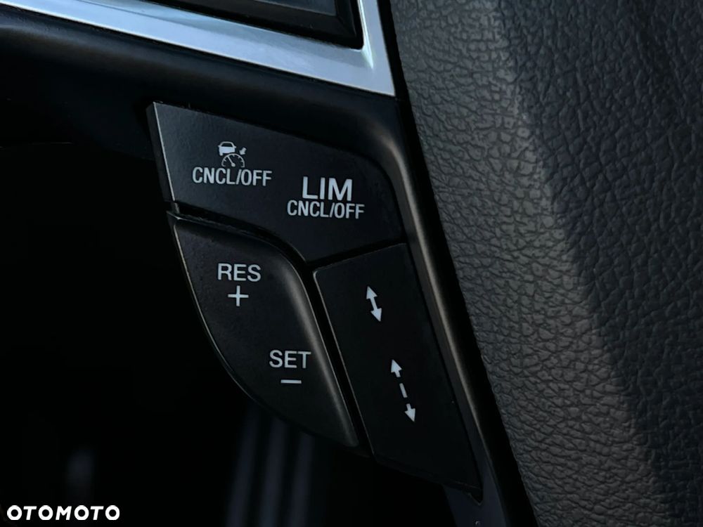 Ford Mondeo 2.0 EcoBoost STart-Stopp Autom ST-Line - 20