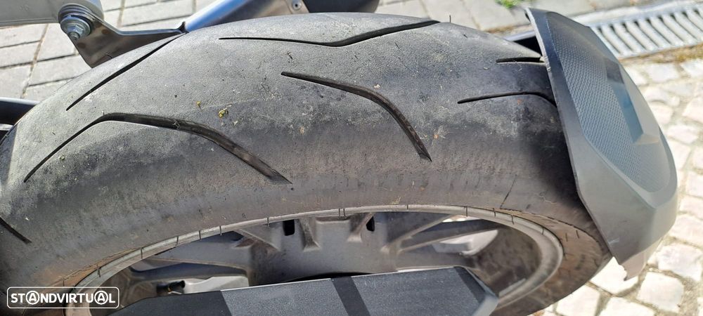 Benelli TRK 251 - 13