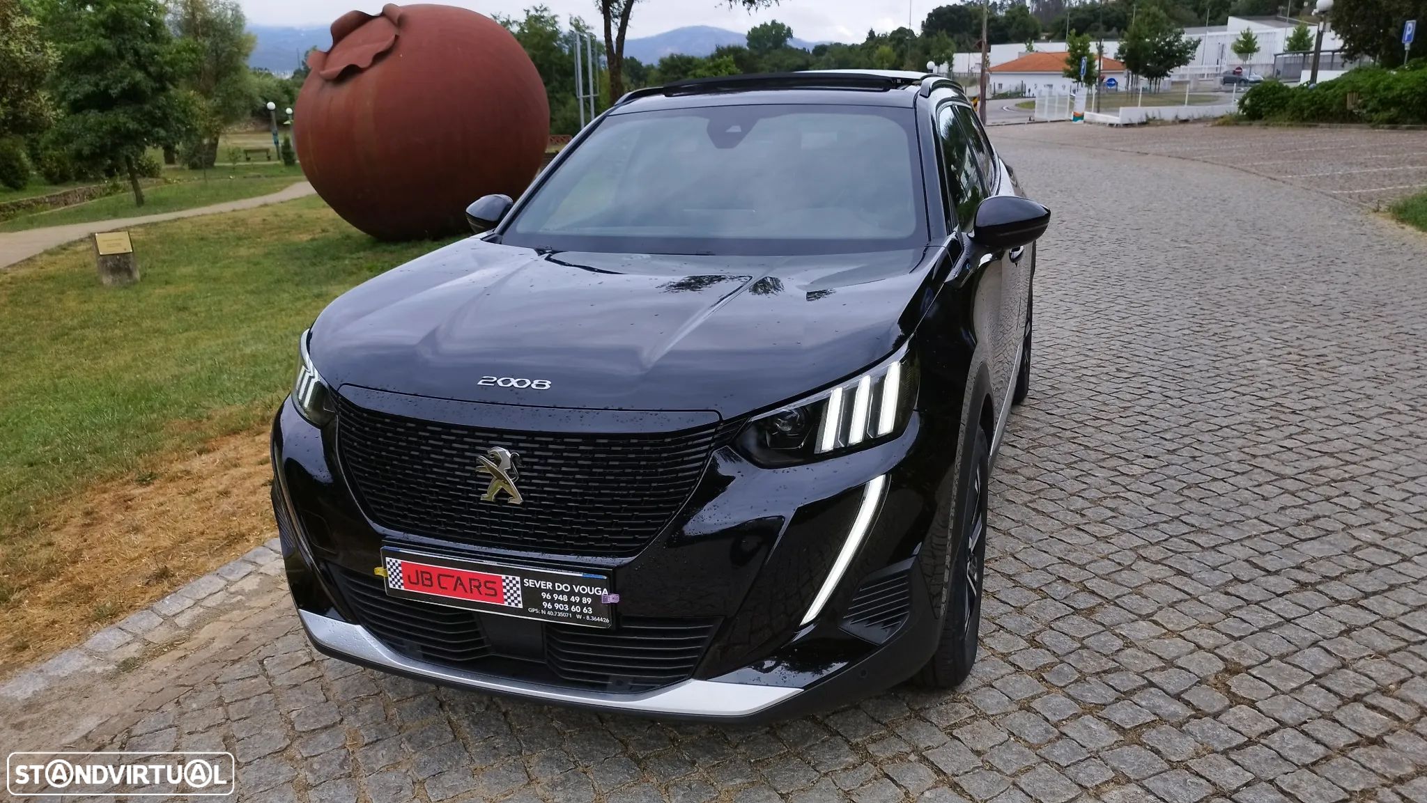 Peugeot e-2008 50 kWh GT Pack - 1