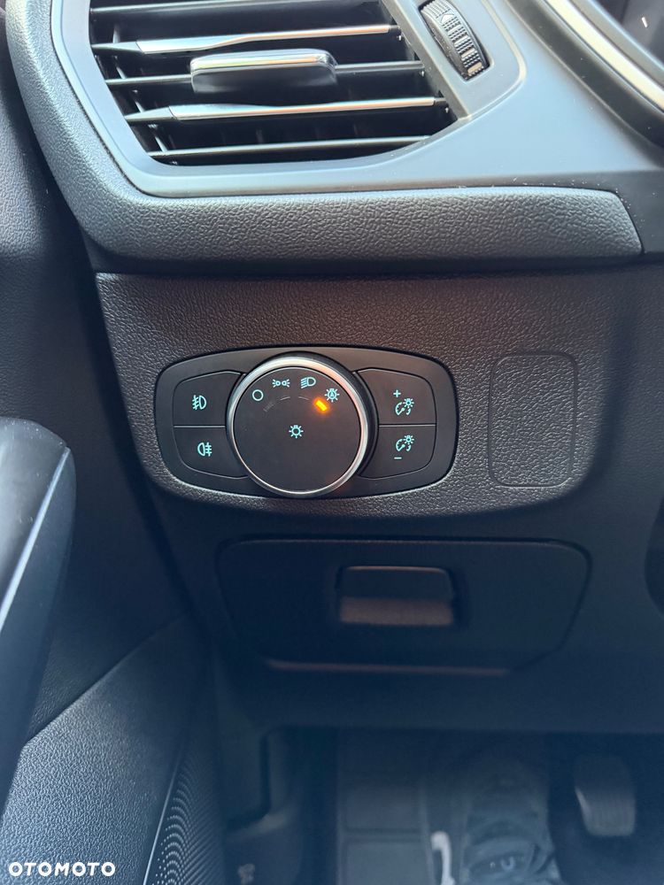 Ford Focus 2.0 TDCi DPF Start-Stopp-System Titanium - 28