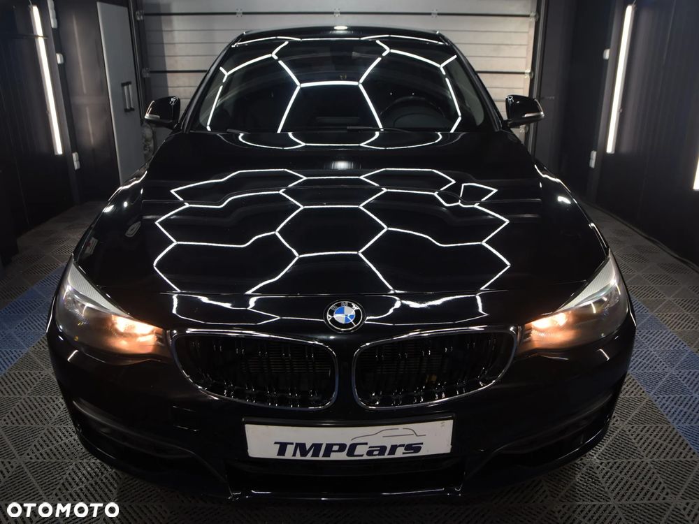 BMW 3GT 318d - 26