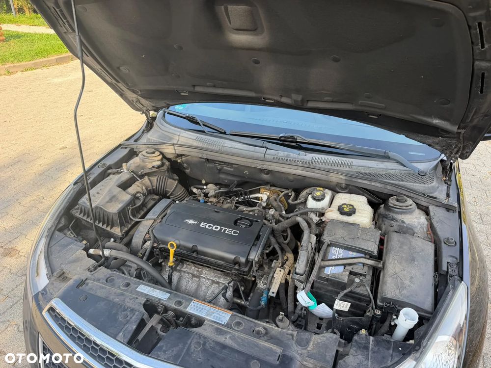 Chevrolet Cruze 1.6 LT+ - 26