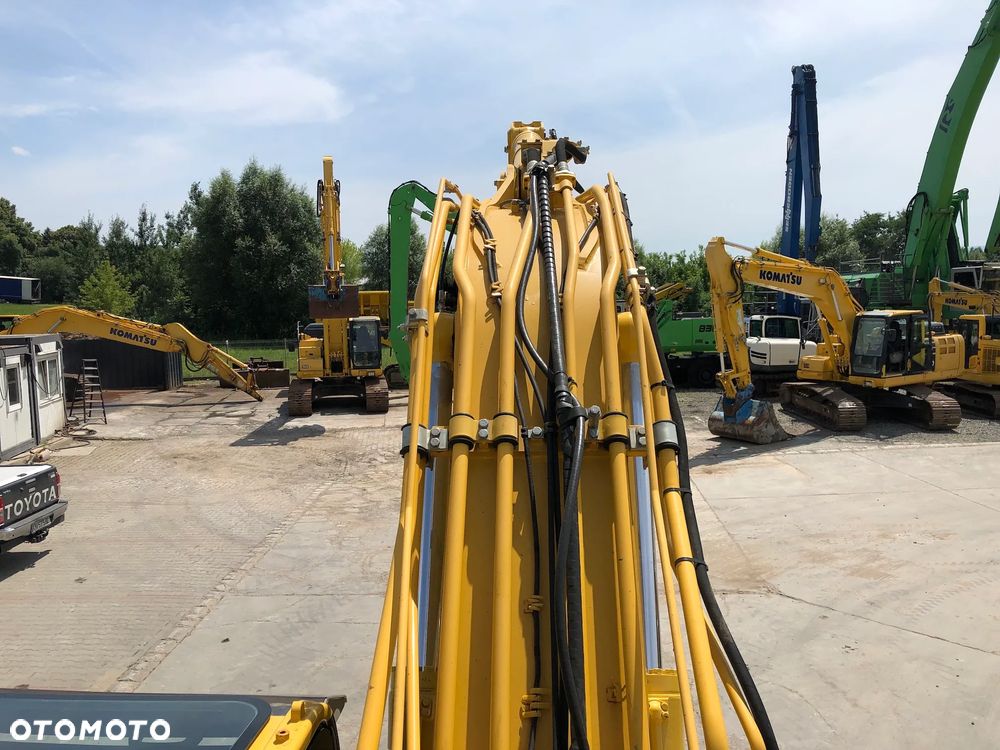 Komatsu PC210LC-11 - 26