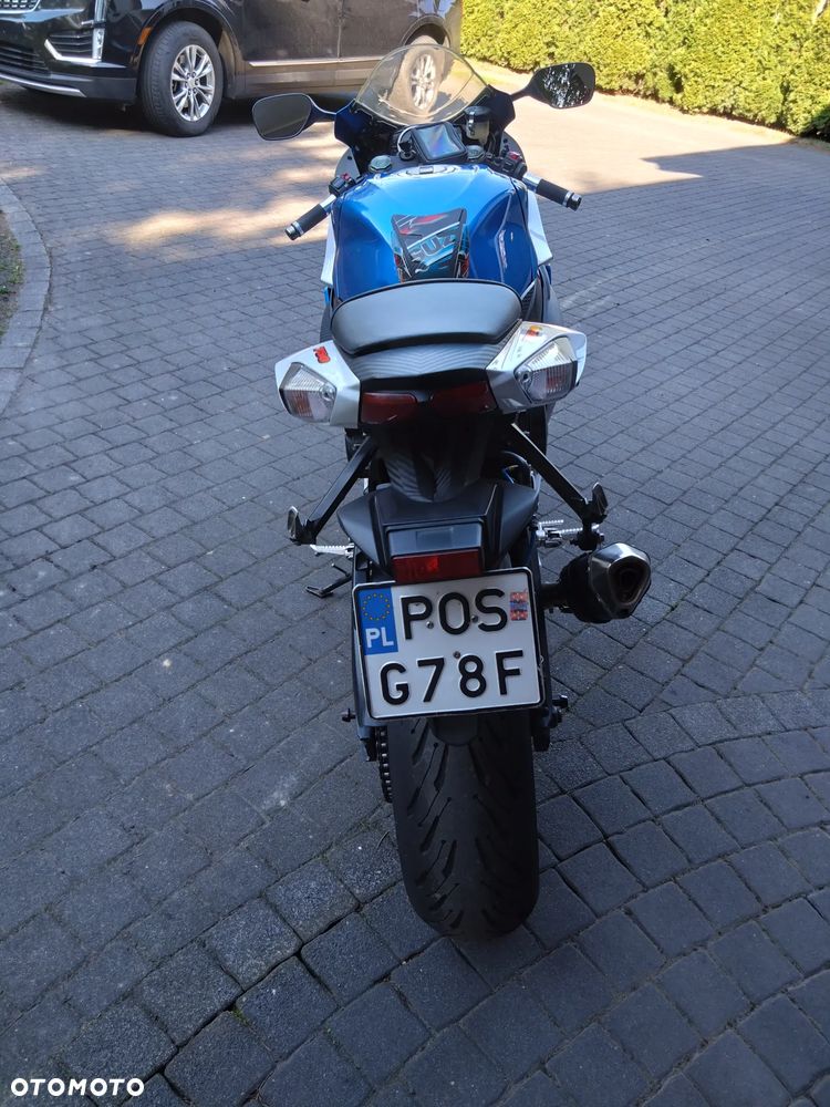 Suzuki GSX-R - 8