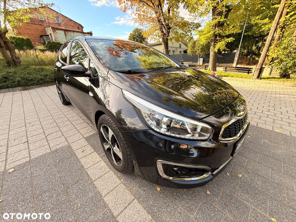 Kia Ceed Cee'd 1.6 CRDi L Business Line DCT - 4
