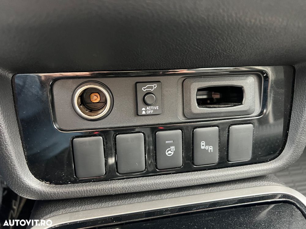 Mitsubishi Outlander 2.2 DI-D 4WD Automatik Intense - 12