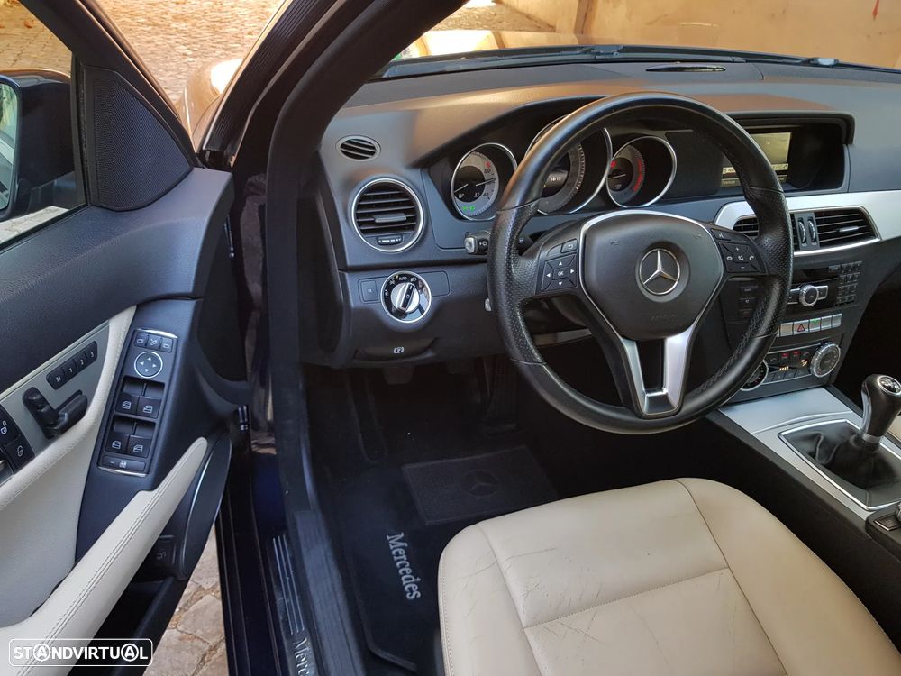 Mercedes-Benz C 220 - 44